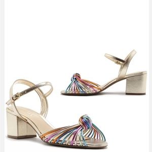 Gold metallic sandal with medium block heel NEW ( AREZZO BRAND from Brazil)